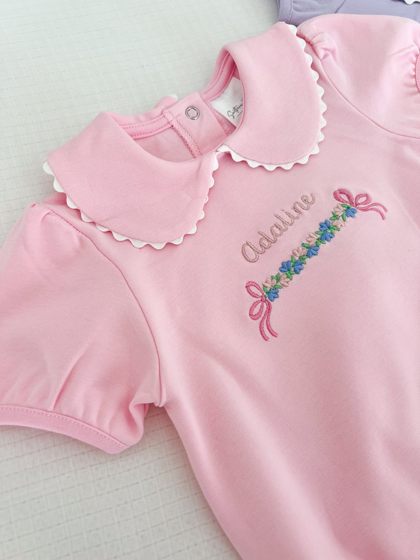 Scalloped Monogrammed Bubble