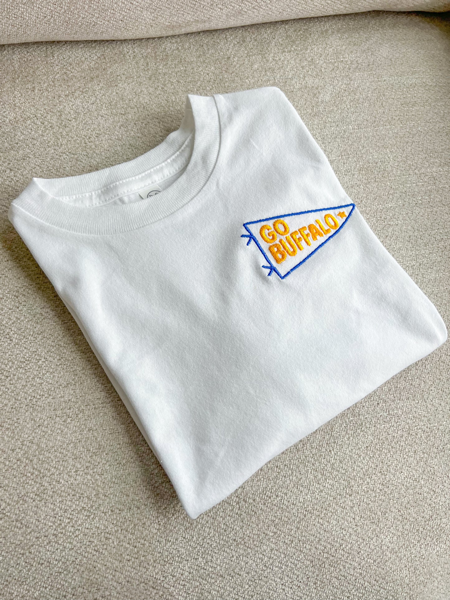 Go Buffalo Pennant - T Shirt